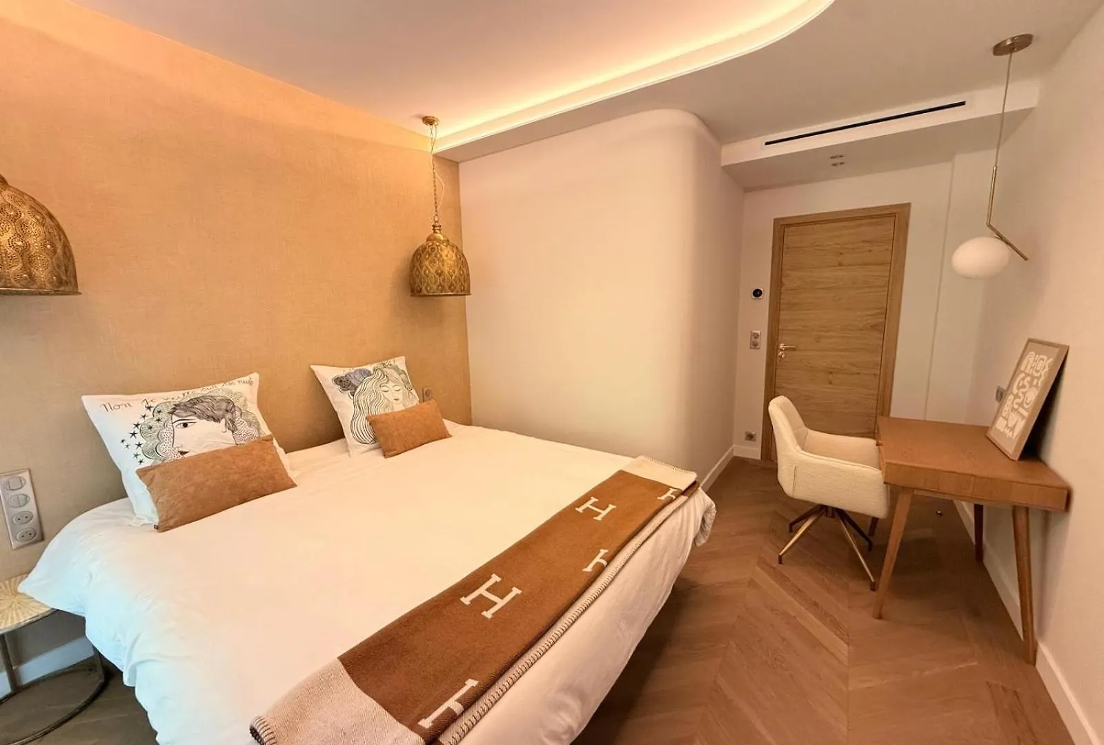 Panoramic Sea View Cannes Renovated 3 Bedrooms - Swimming Pool