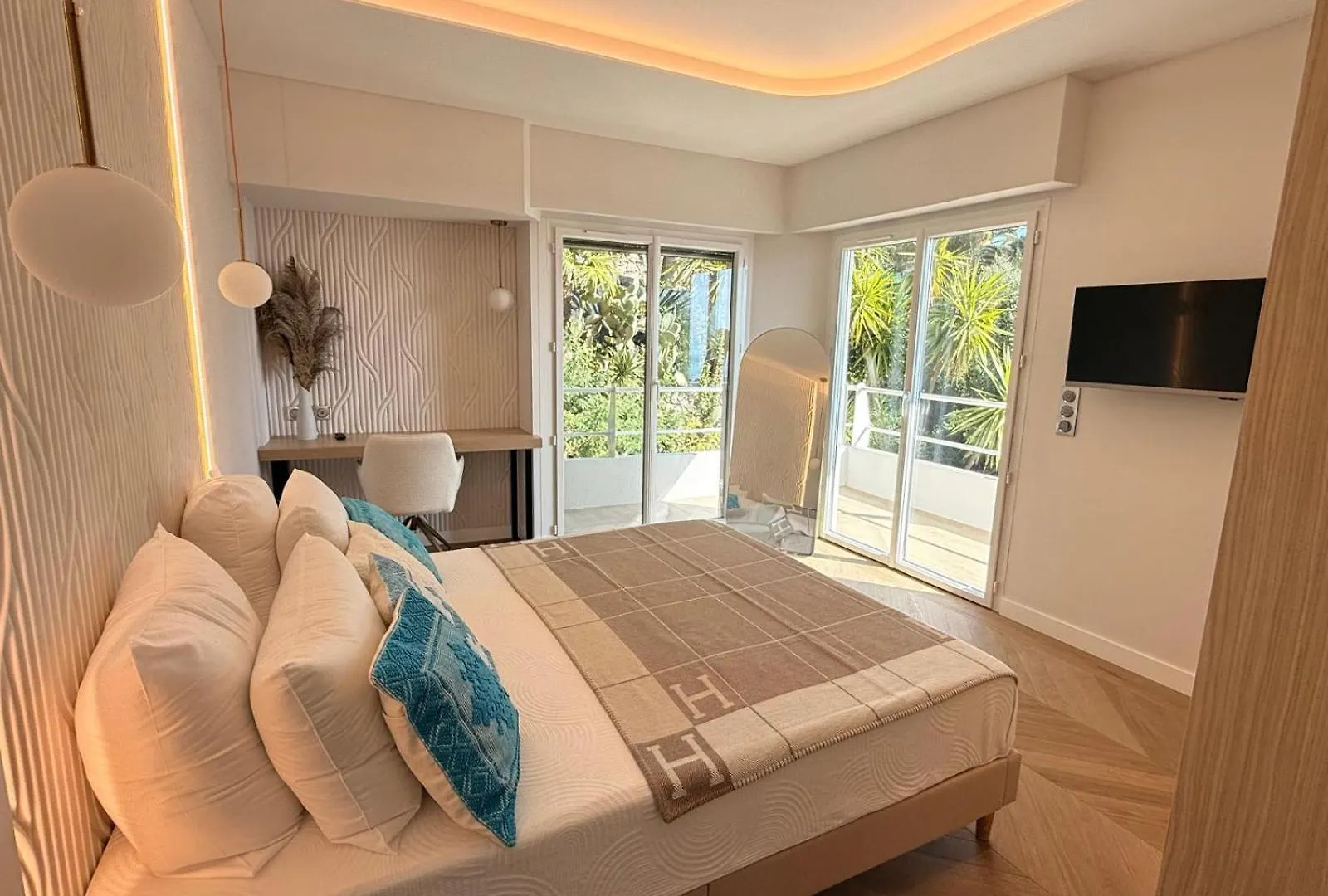 Apartment Panoramic Sea View Cannes Renovated 3 Bedrooms - Swimming Pool