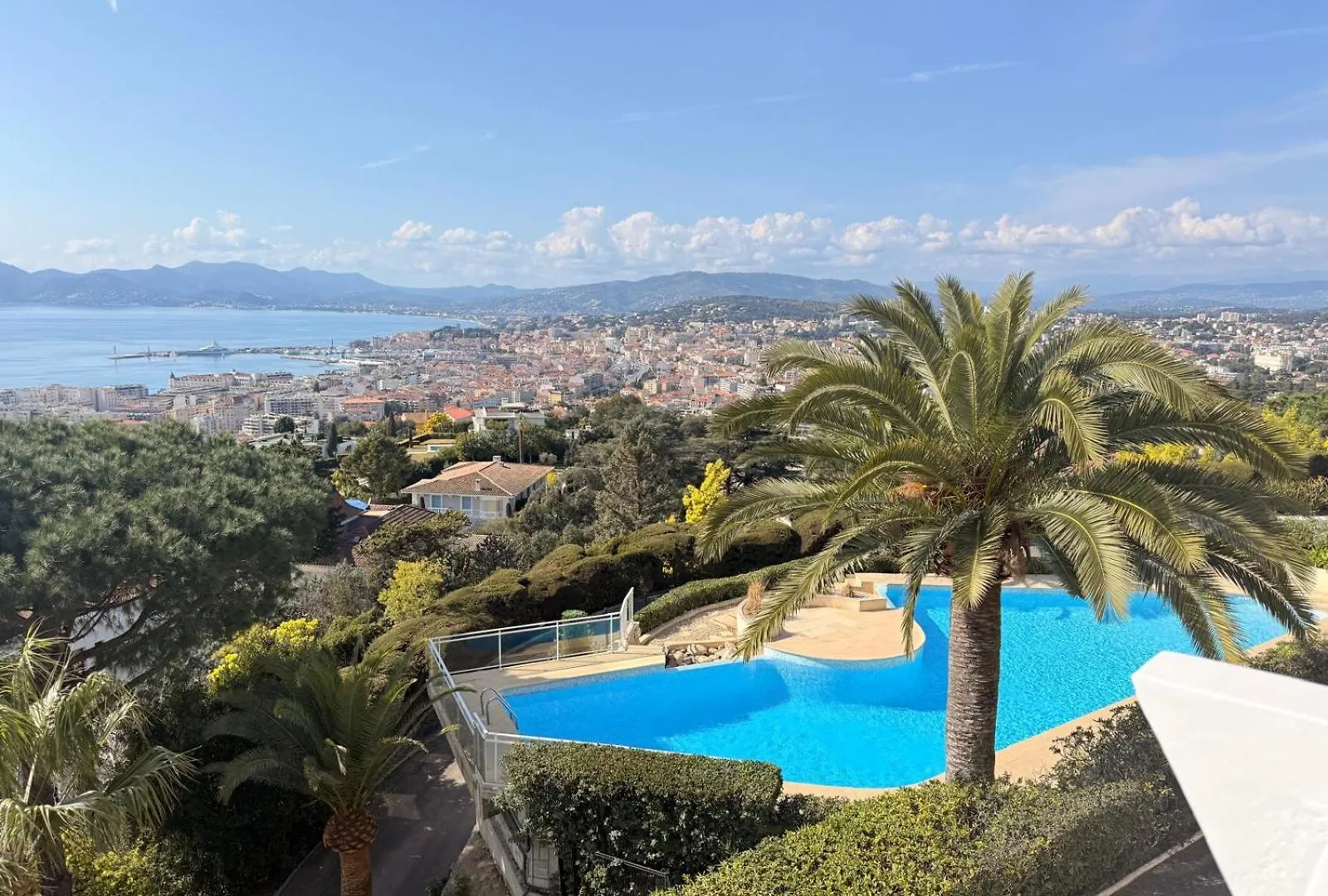 Panoramic Sea View Cannes Renovated 3 Bedrooms - Swimming Pool 0*,  France