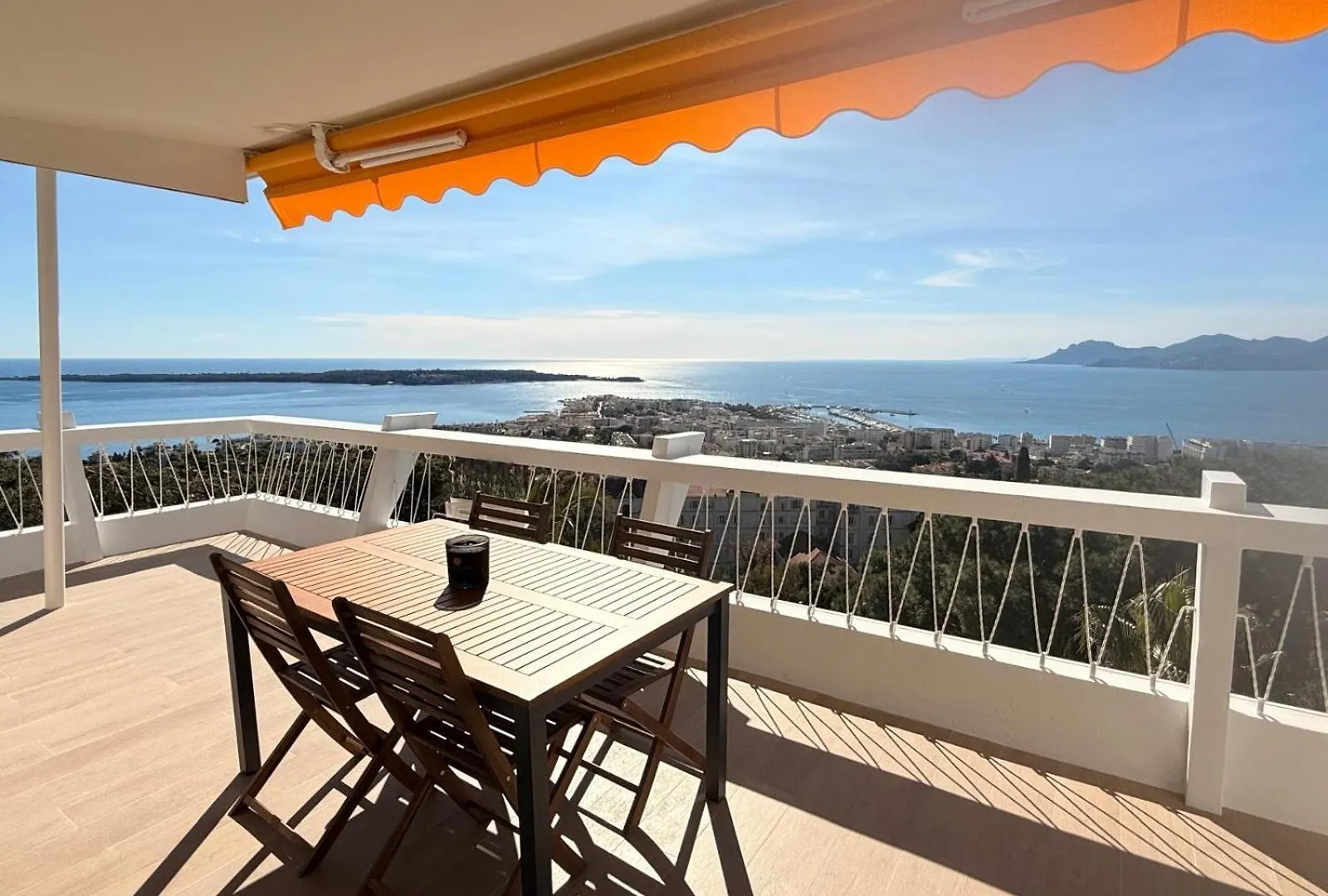 Panoramic Sea View Cannes Renovated 3 Bedrooms - Swimming Pool