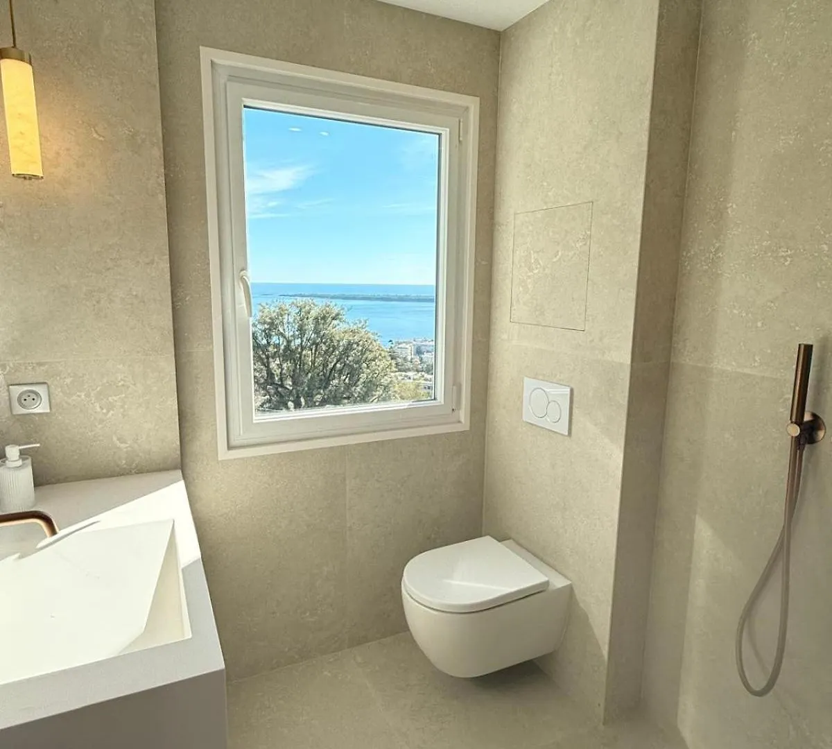 Panoramic Sea View Cannes Renovated 3 Bedrooms - Swimming Pool Apartment